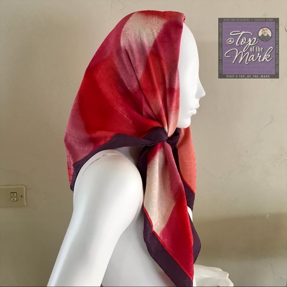 VALENTINO Silk Scarf Geometric VINTAGE - Picture 5 of 14